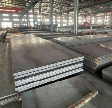 Heitt vals slitþolinn stálplata